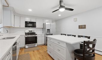 16 Old Simmonsville Rd, Johnston, RI 02919