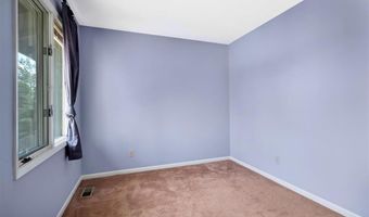 1503 Birnamwood Trail Dr, Ballwin, MO 63021