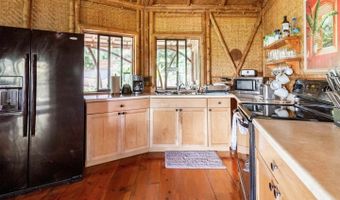 1073 Nanihoku Pl, Haiku, HI 96708