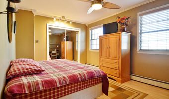 126 LORD Ave, Bayonne, NJ 07002