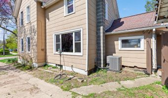418 Ormsby St, Adrian, MI 49221
