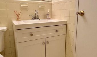 6621 WAKEFIELD Dr 504, Alexandria, VA 22307