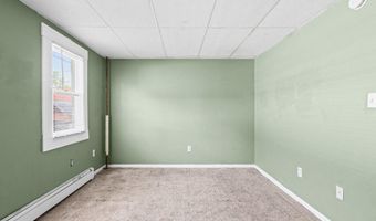 62 Center St, Amsterdam, NY 12010