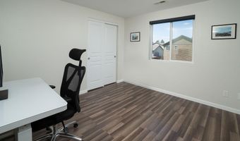 1049 SE 6th St, Bend, OR 97702
