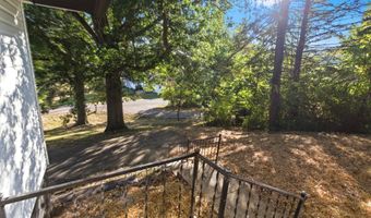 12 Mcguffey Ln, Athens, OH 45701