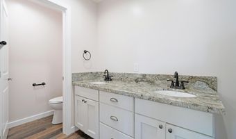 605 Kaupakalua Rd, Haiku, HI 96708