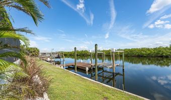 909 SILVER PALM Way, Apollo Beach, FL 33572