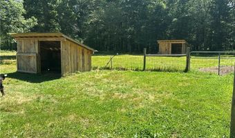 4 Boswell Trl, Foster, RI 02825