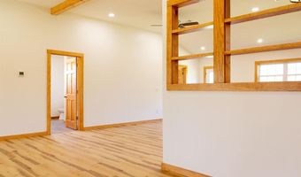 1392 Sugarloaf Rd, Amity, AR 71921