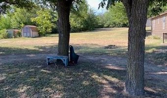 905 W Oak St, Weatherford, TX 76086