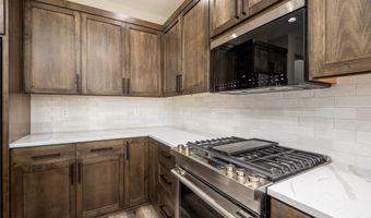 24869 WESTFIELD Ave, Veneta, OR 97487