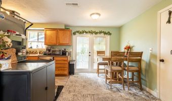 109 OAK St, Amity, OR 97101