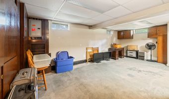 21 Windham Rd, Bristol, CT 06010