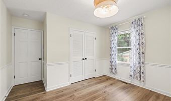 578 EastWood Dr, Asheboro, NC 27205