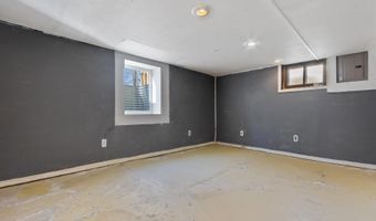 310 SW 9th Ave, Aberdeen, SD 57401