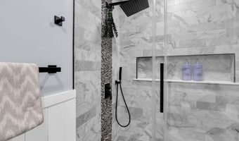633 Spray Ave, Beachwood, NJ 08722