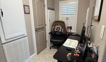 339 Waldorf Dr, Auburndale, FL 33823