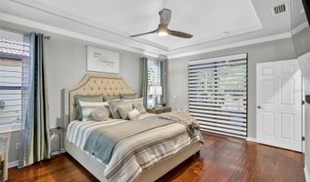 145 SILVER FALLS Dr, Apollo Beach, FL 33572