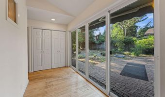750 Park St, Ashland, OR 97520