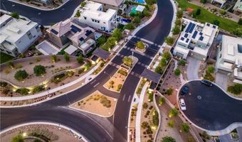 10337 Green Ember Dr, Las Vegas, NV 89135