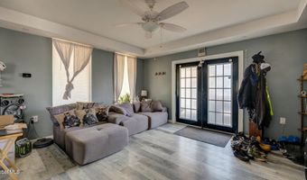35 Grand St, Amsterdam, NY 12010