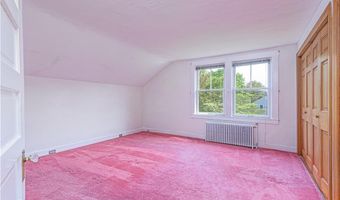 43 Standish Rd, Jamestown, RI 02835