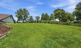 17274 Kansas Ave, Basehor, KS 66012