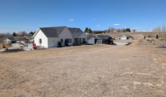 5440 E Rio Seco Dr, Ammon, ID 83406