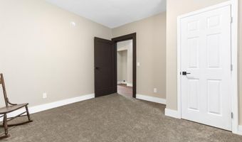 587 Robert Henry St, Macon, GA 31206