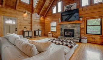 10902 N Hogan Rd, Aurora, IN 47001