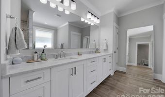 3015 Commonwealth Ave, Charlotte, NC 28205
