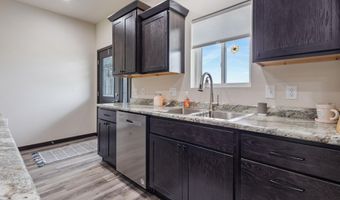 1707 N 18th St, Aberdeen, SD 57401
