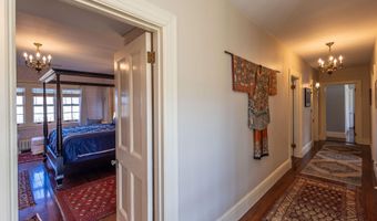 18 Bayside Dr, Belfast, ME 04915