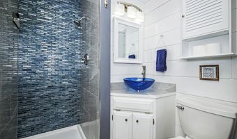 100 Grandview Ln, Bayview, ID 83803