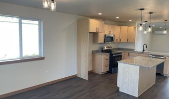 300 N JELLISON St, Amity, OR 97101