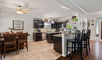 202 Wayne Dr, Aledo, TX 76008
