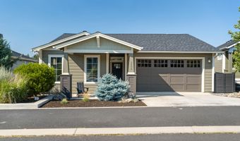 2608 NW Compass Corner Loop, Bend, OR 97703
