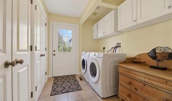 38 Pierce Ave, Jamestown, RI 02835