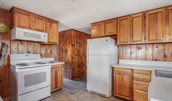 29 N Main St, Antrim, NH 03440