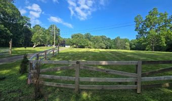 889 Old Grandview Rd, Beaver, WV 25813