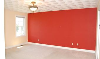 8 Sweet Corn Dr, Cranston, RI 02921