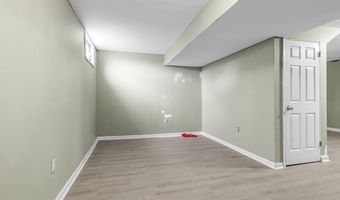 1 SEQUOIA Ct, Bear, DE 19701