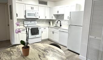 345 FORESTWAY Cir 106, Altamonte Springs, FL 32701