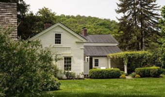 516 County Route 11, Ancram, NY 12502
