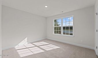 1128 Aviator Ln, Ayden, NC 28513