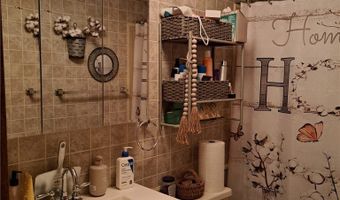 7 Westwoods, Amherst, OH 44001