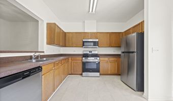 2125 W Concord Ln, Addison, IL 60101