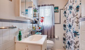 3 George St, Avenel, NJ 07001