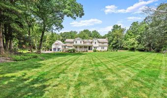 175 Cat Rock Rd, Cos Cob, CT 06807