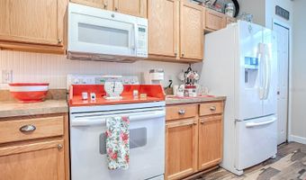 926 DEKLEVA Dr, Apopka, FL 32712